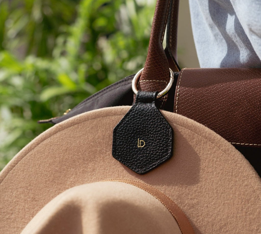 Hat Holder Leather Handmade Black Lifestyle | Ladicani Design